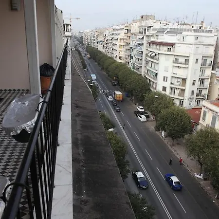 Authentic Living Διαμέρισμα